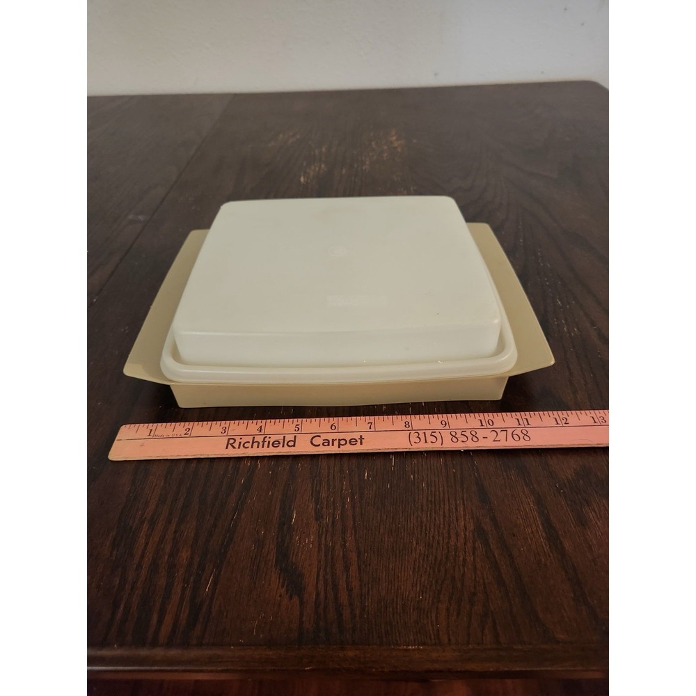 Vintage Tupperware Deviled Egg Carrier Harvest Gold White 16 Egg Tray with Lid